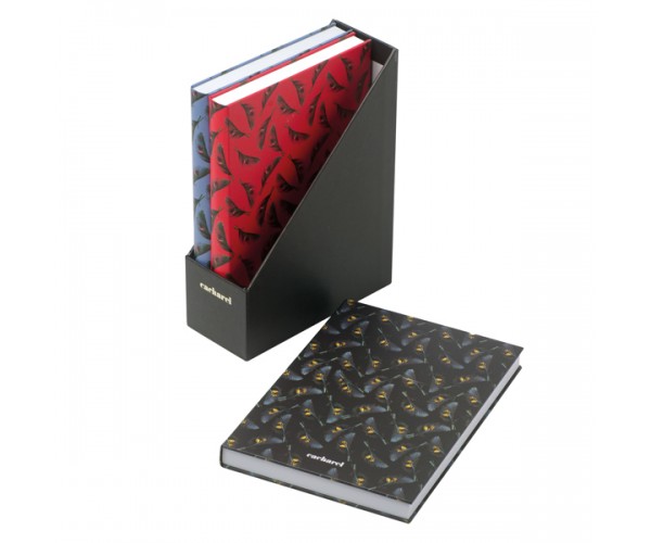 Kit com 3 lindos cadernos de capa dura. Marca Cacharel - 41028